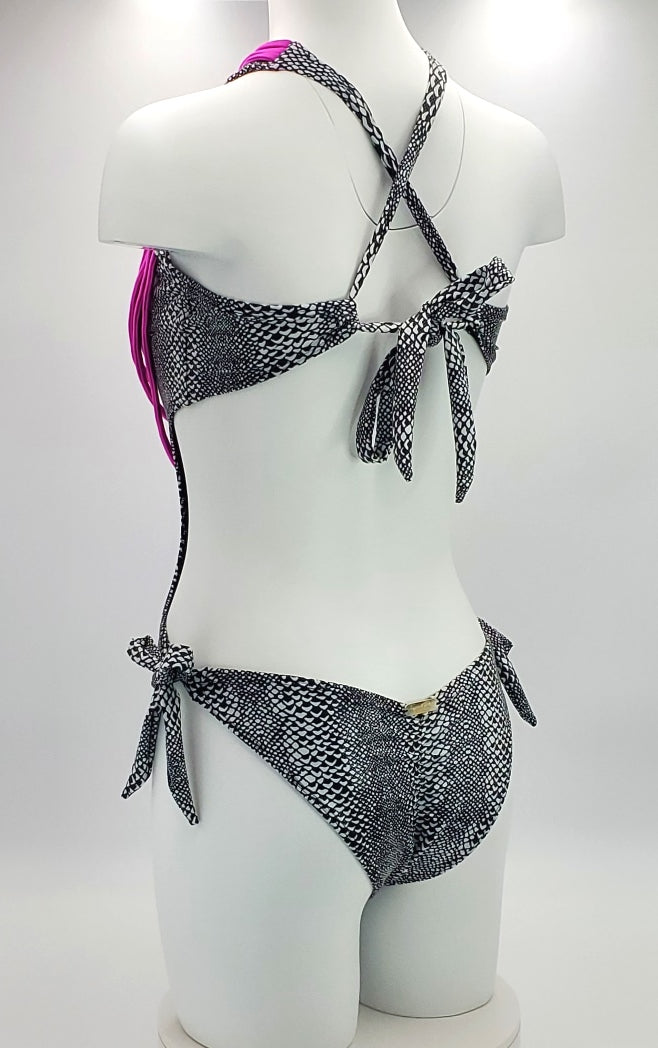 Monokini venenoso